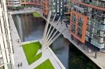 Londonâs New Folding Bridge Opens and Closes Like a Fan