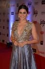 Taapsee Pannu At Filmfare 2016 Awards